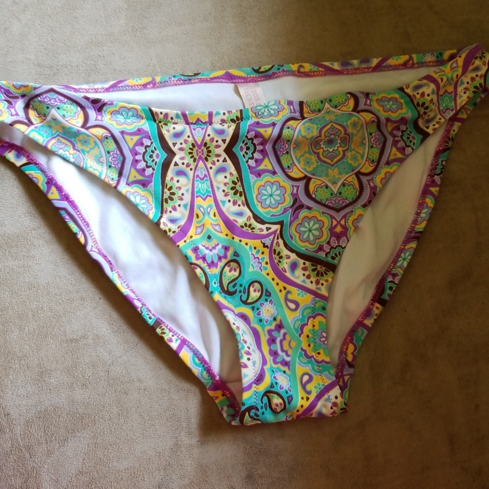 Bikini set - Picture 3 of 5